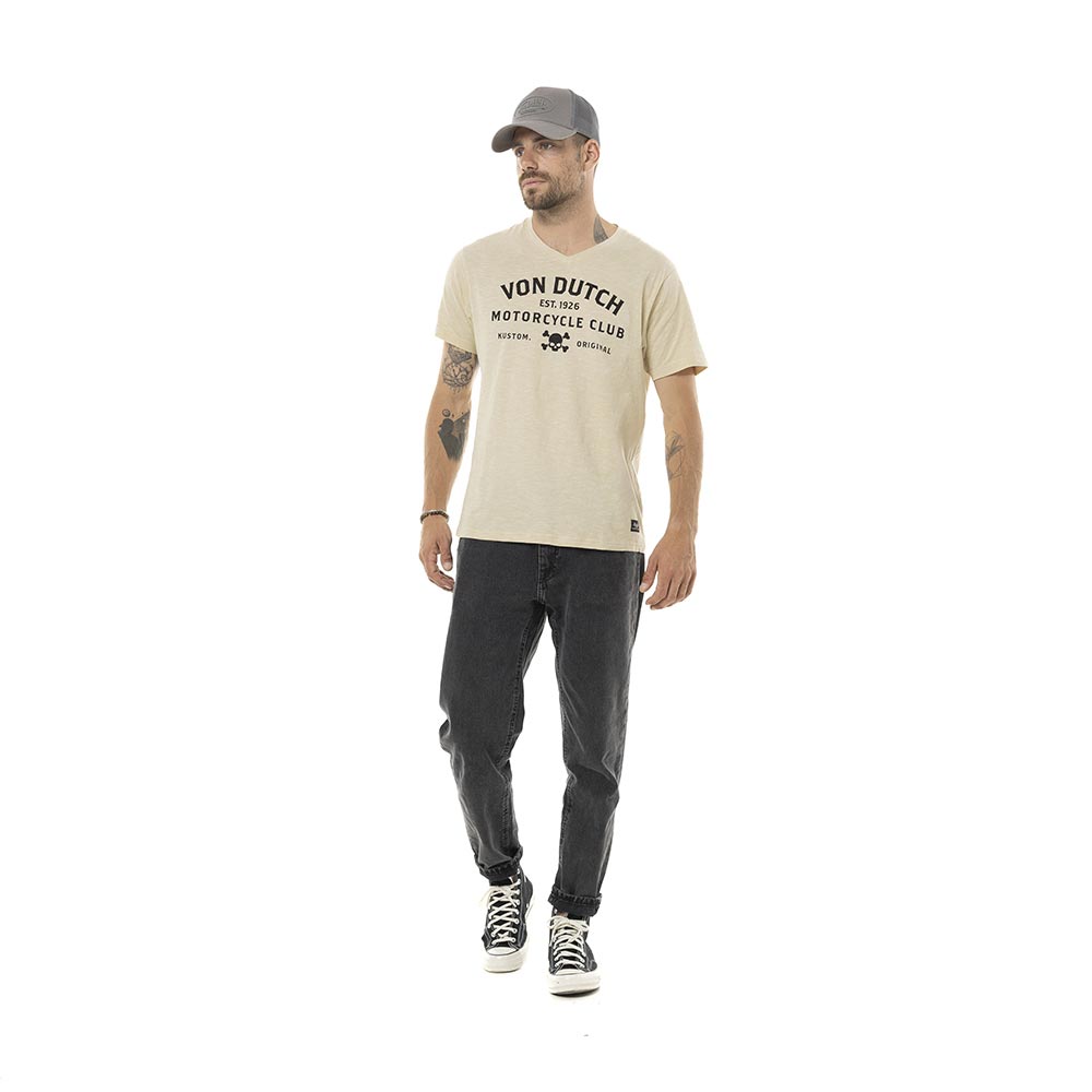 T-shirt Esta