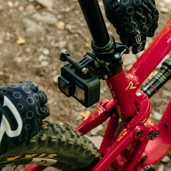 Fixation pour guidons, tiges de selle et bâtons de ski