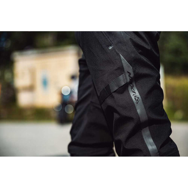 Pantalon Akro - long