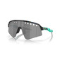 lunettes-de-soleil-oakley-sutro-light-sweep-cycle-the-galaxy-collection-verres-prizm-bleu-noir-1.jpg